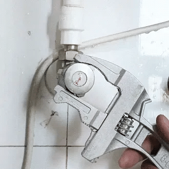 ⚡Reversible Adjustable Wrench